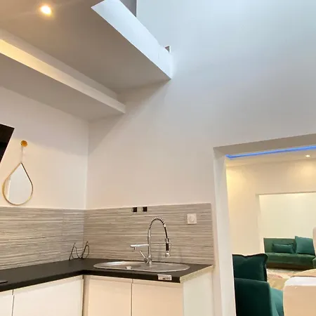 Chambre Agreable Et Moderne *
