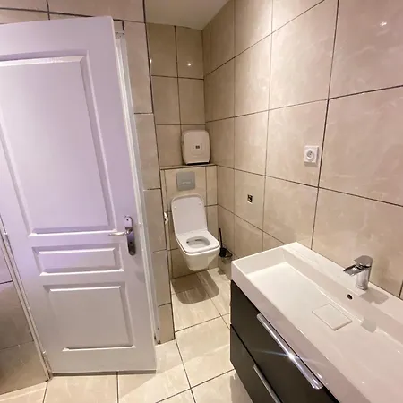 Chambre Agreable Et Moderne Homestay